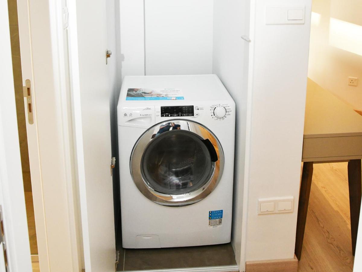 Baz Tower Aparthotel Nicosia Ngoại thất bức ảnh