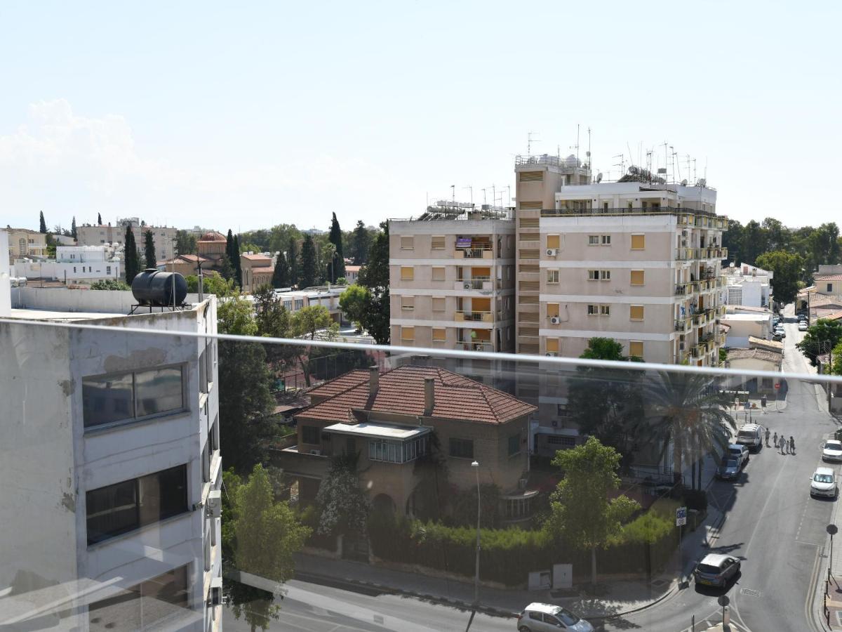 Baz Tower Aparthotel Nicosia Ngoại thất bức ảnh