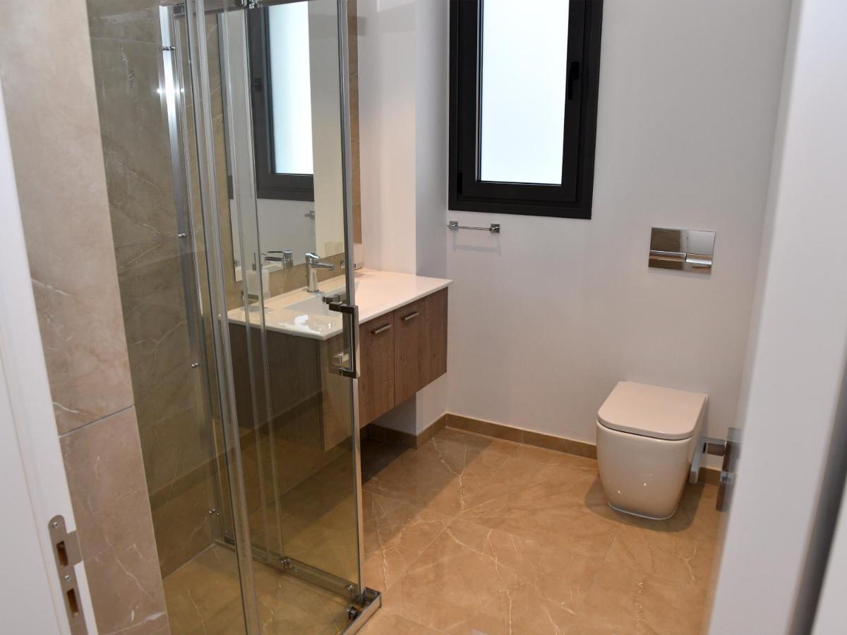 Baz Tower Aparthotel Nicosia Ngoại thất bức ảnh