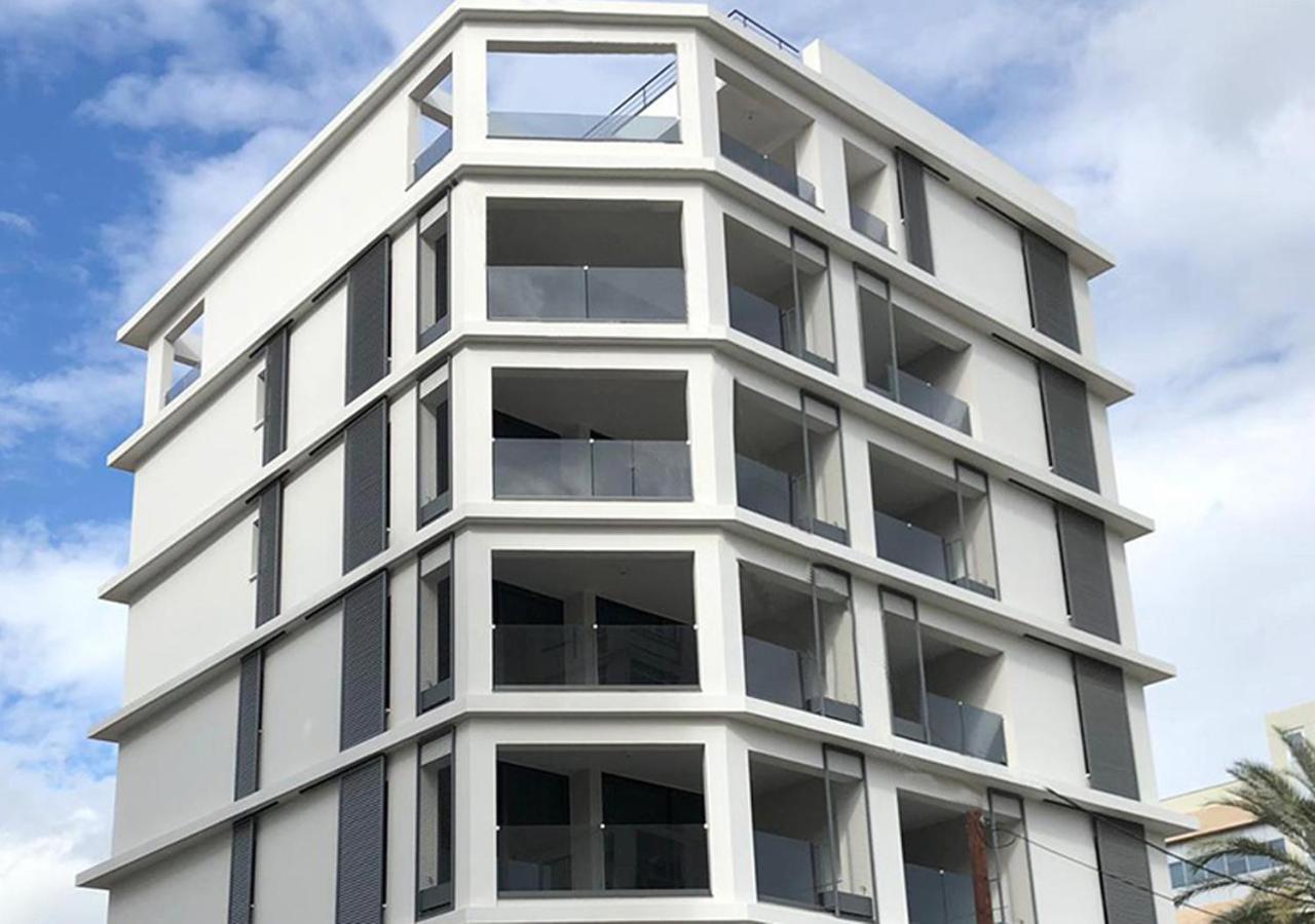 Baz Tower Aparthotel Nicosia Ngoại thất bức ảnh